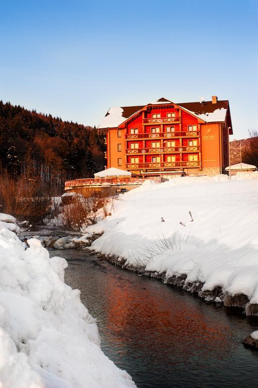 Hotel Impozant Valca Luaran gambar