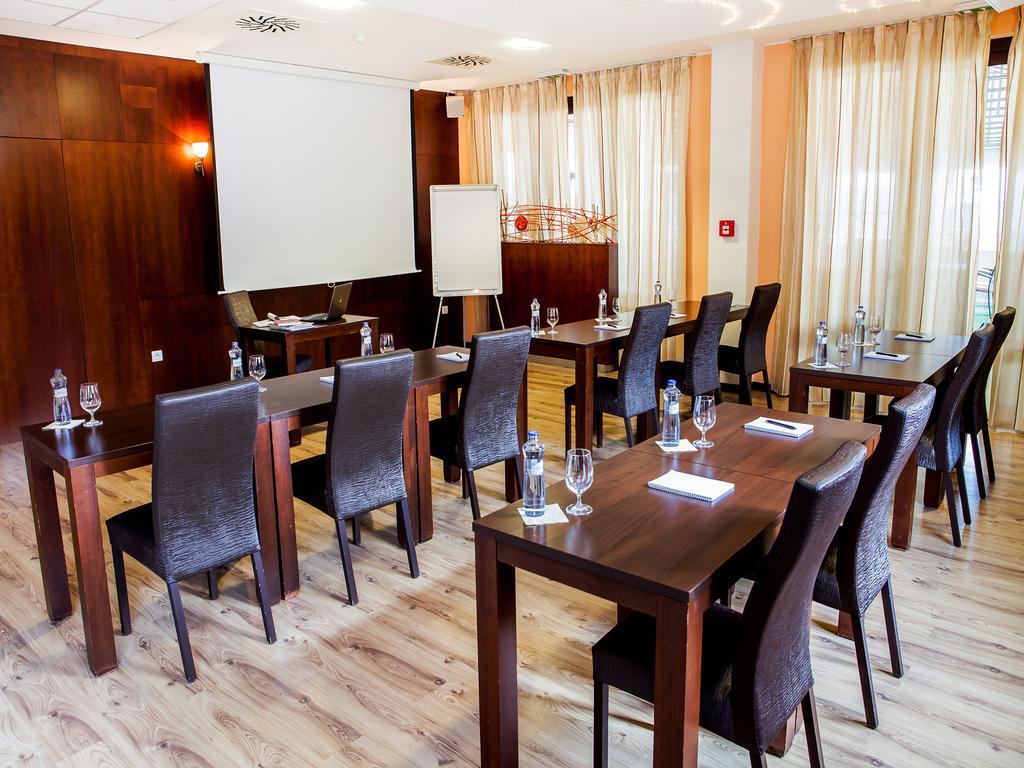 Hotel Impozant Valca Luaran gambar