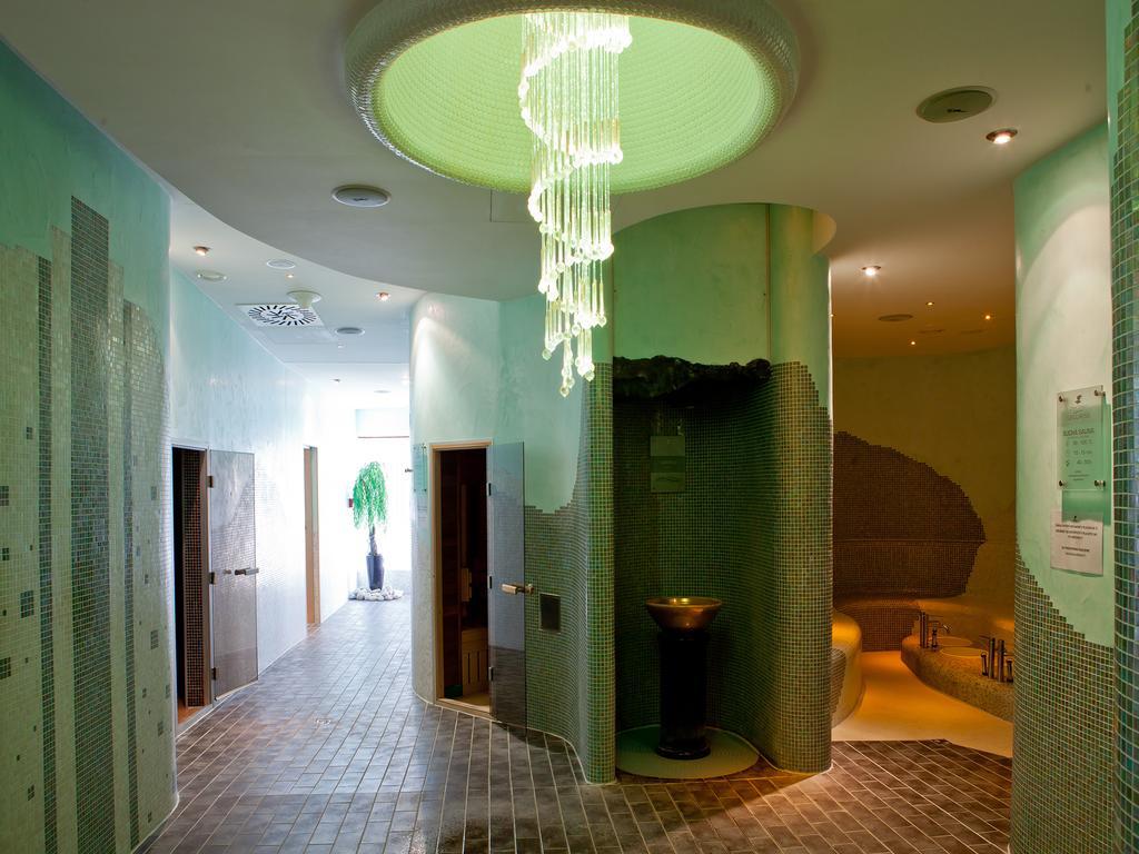 Hotel Impozant Valca Luaran gambar