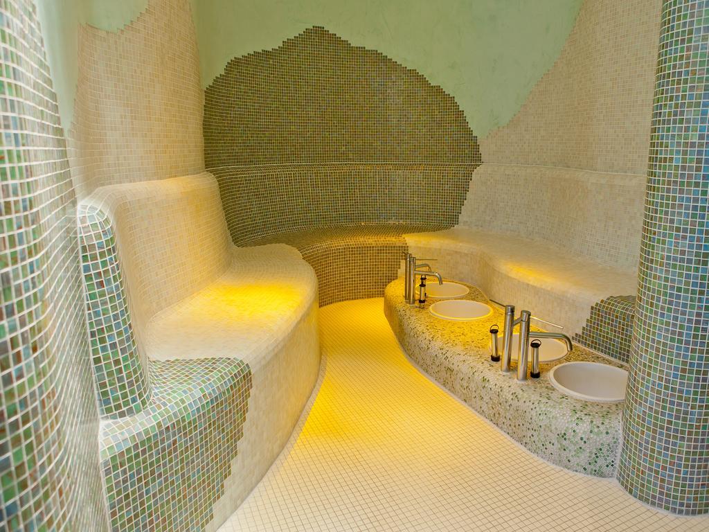 Hotel Impozant Valca Luaran gambar