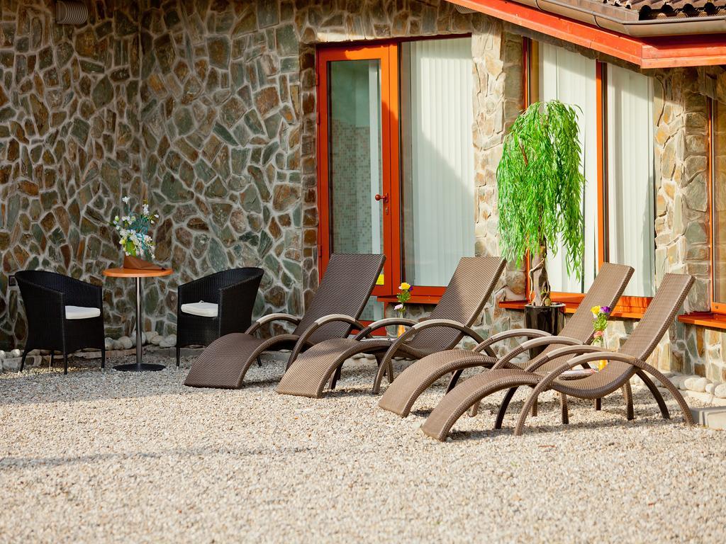 Hotel Impozant Valca Luaran gambar