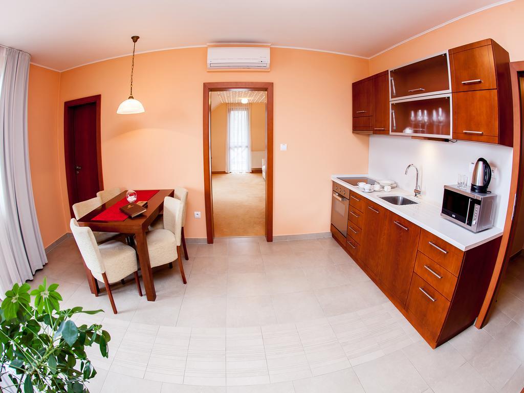 Hotel Impozant Valca Luaran gambar